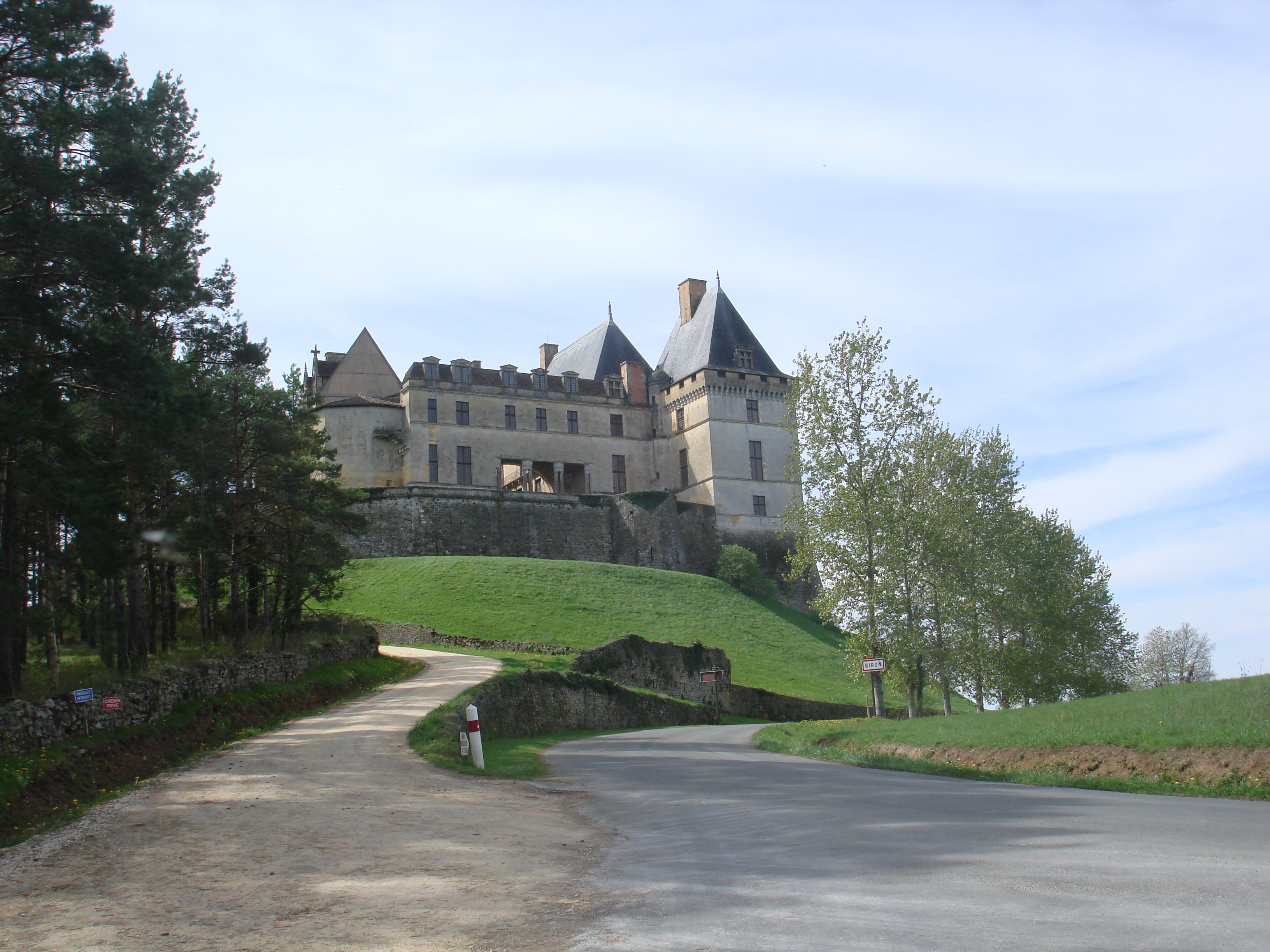 Quercy Chateau June 2011